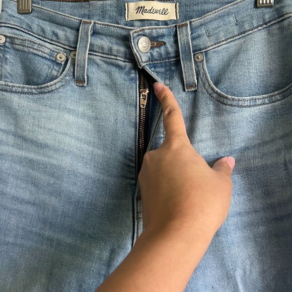 Madewell Perfect Vintage Straight Danby Wash Blue Knee Rip Jeans Women's Size 24 - Picture 5 of 11